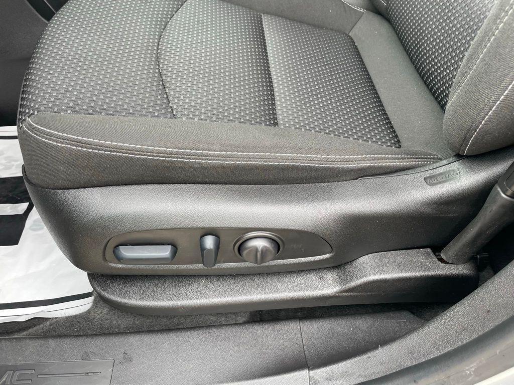 used 2024 GMC Terrain car, priced at $23,000
