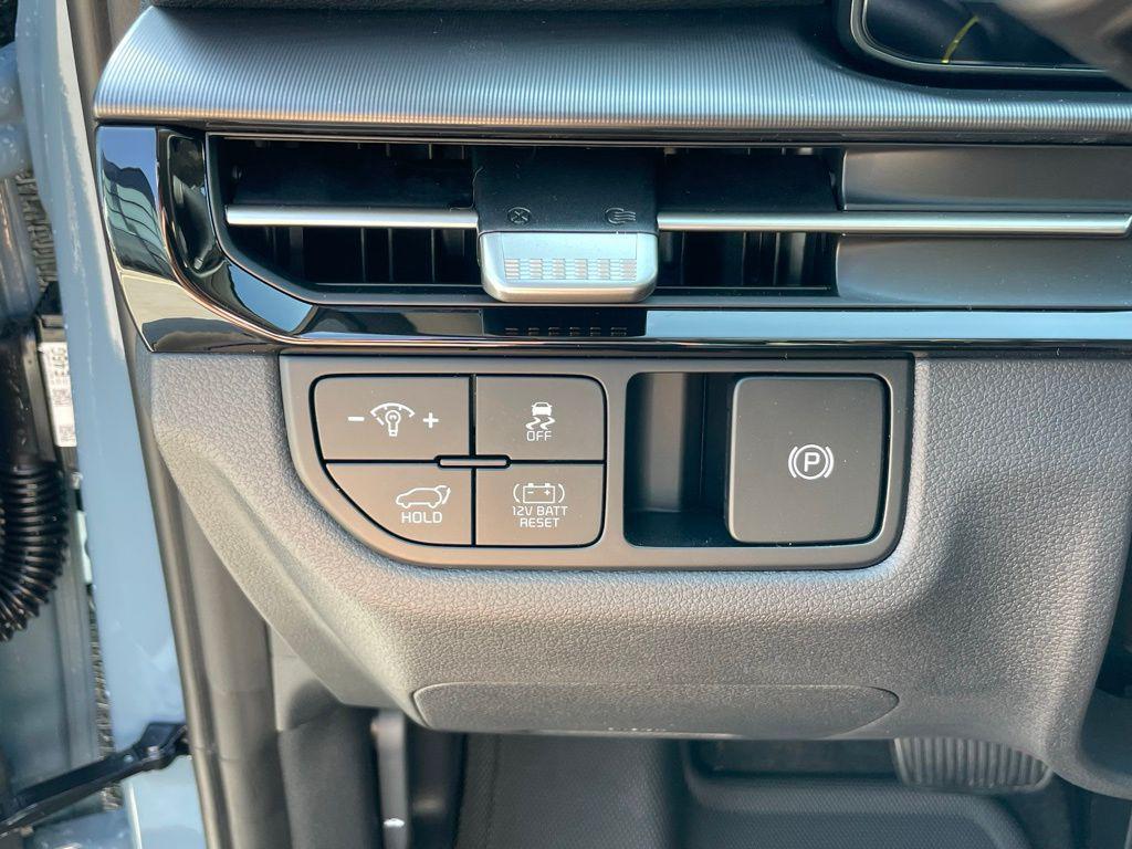 new 2026 Kia Sportage Hybrid car, priced at $36,155