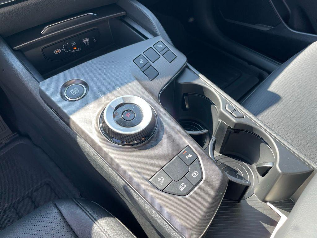 new 2026 Kia Sportage Hybrid car, priced at $36,155