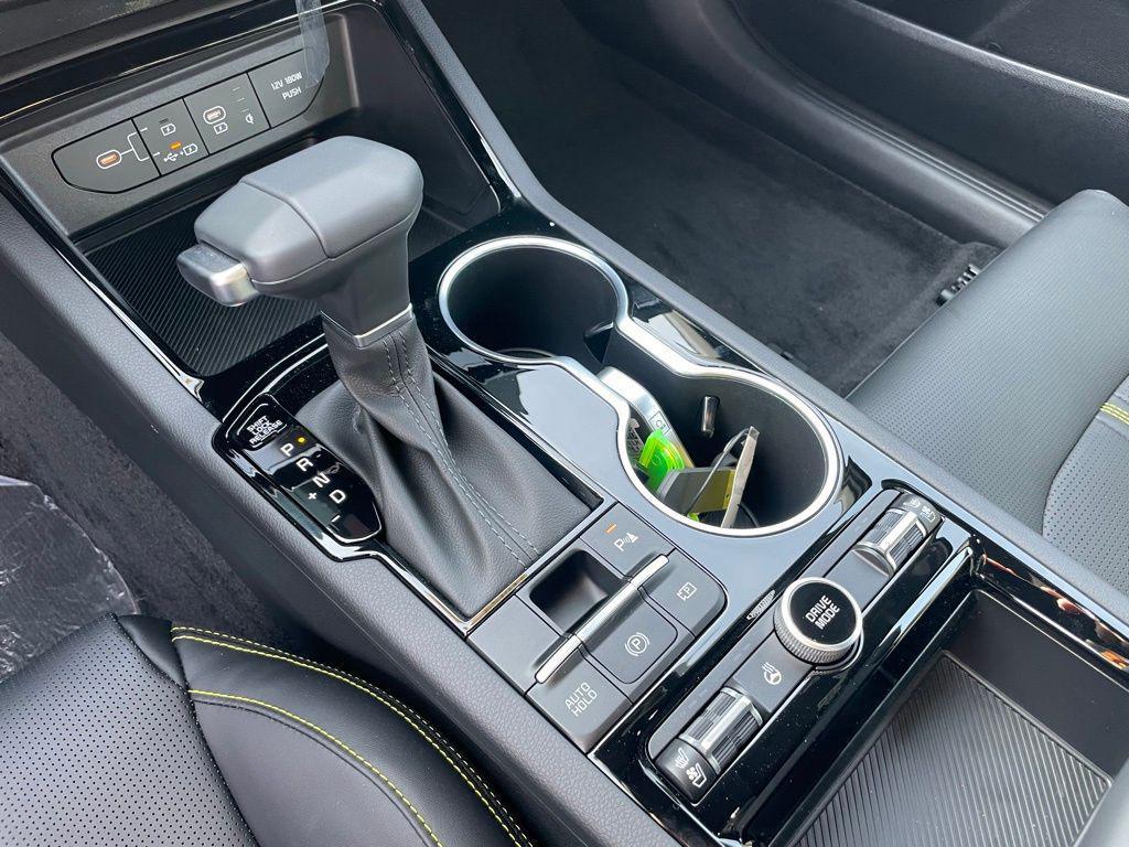 new 2026 Kia K5 car, priced at $39,085