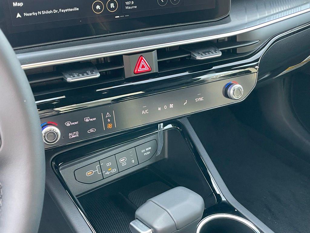 new 2026 Kia K5 car, priced at $39,085