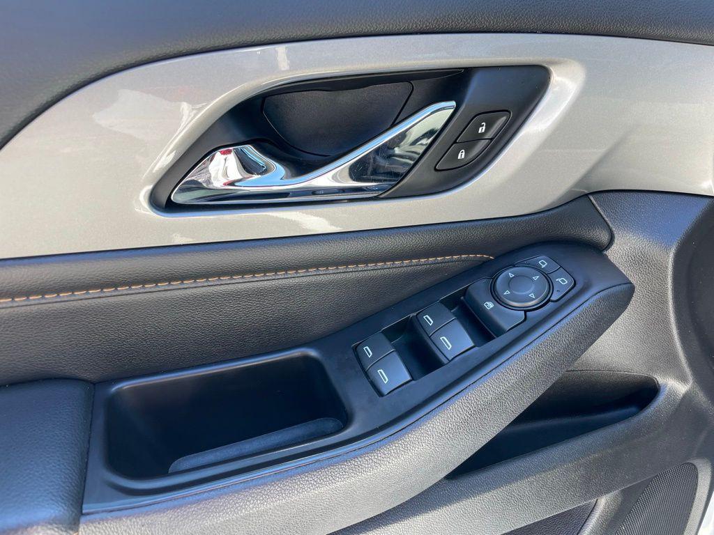 used 2019 Chevrolet Traverse car, priced at $19,800