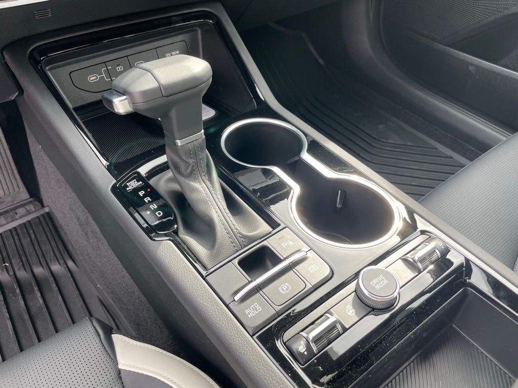 new 2026 Kia K5 car, priced at $31,185