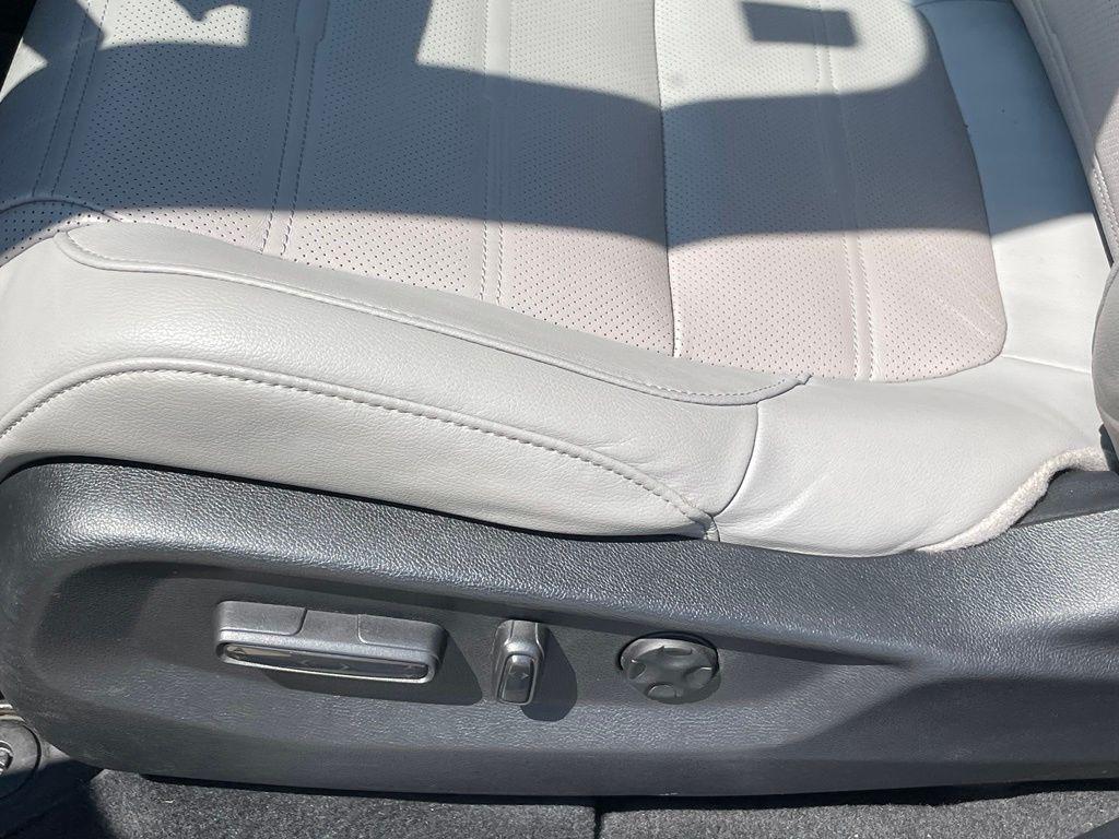 used 2020 Honda CR-V Hybrid car, priced at $22,629