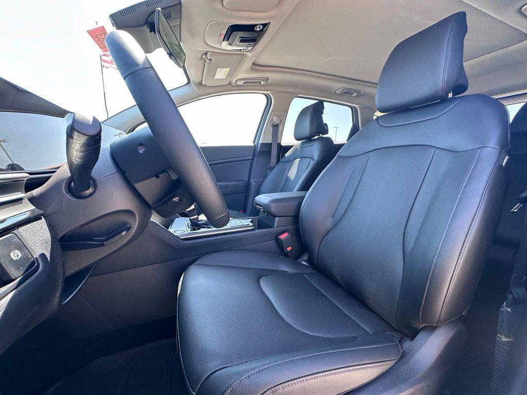 new 2026 Kia Sportage car, priced at $33,709