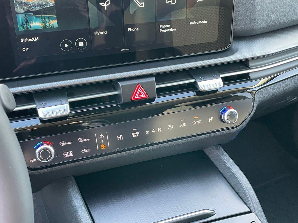 new 2026 Kia Sportage Hybrid car, priced at $31,735