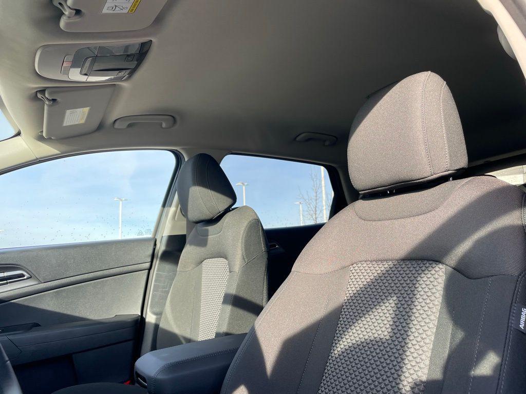 new 2026 Kia Sportage Hybrid car, priced at $31,735