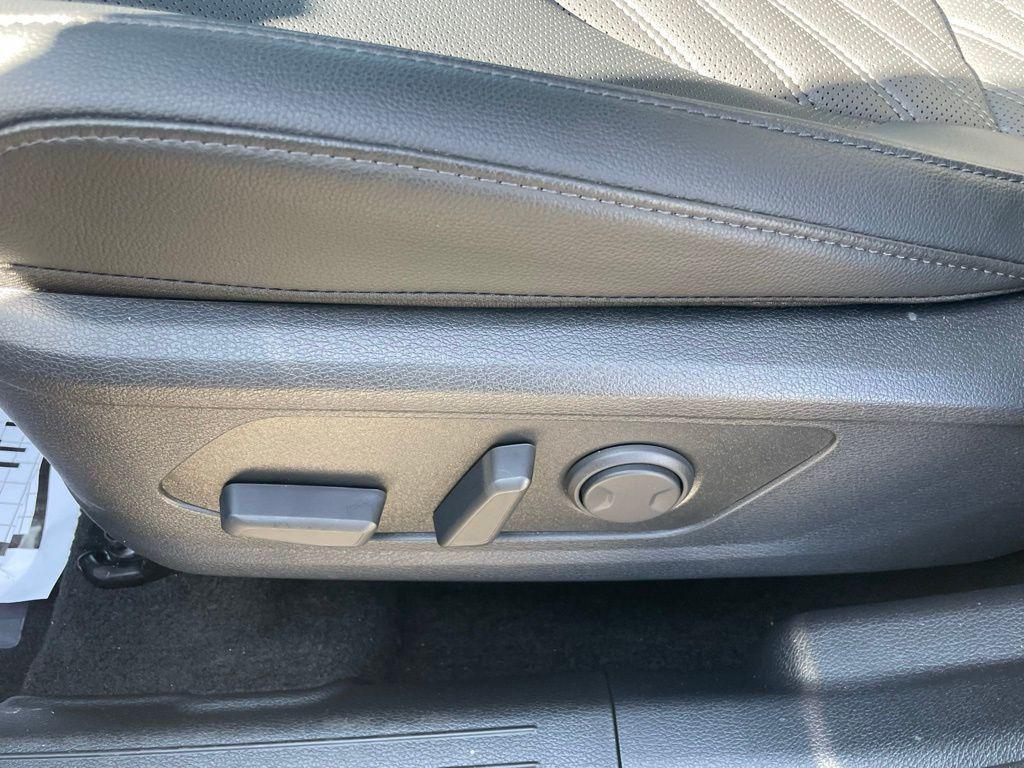 new 2026 Kia Sportage car, priced at $42,220