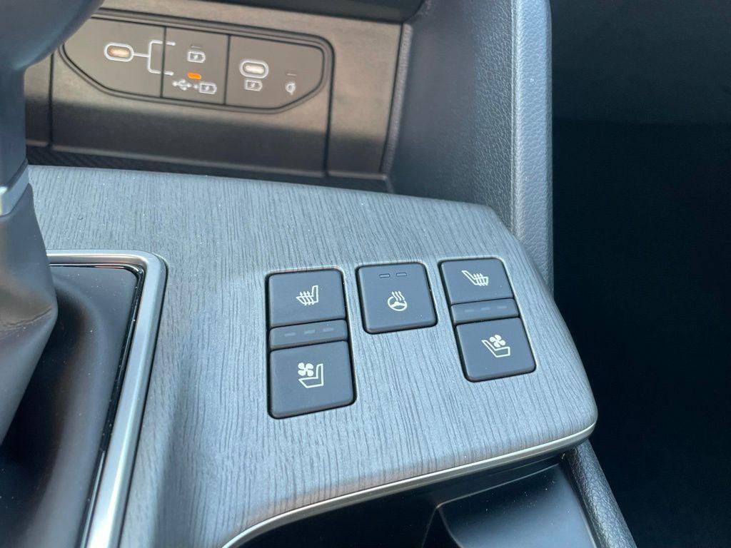 new 2026 Kia Sportage car, priced at $42,220
