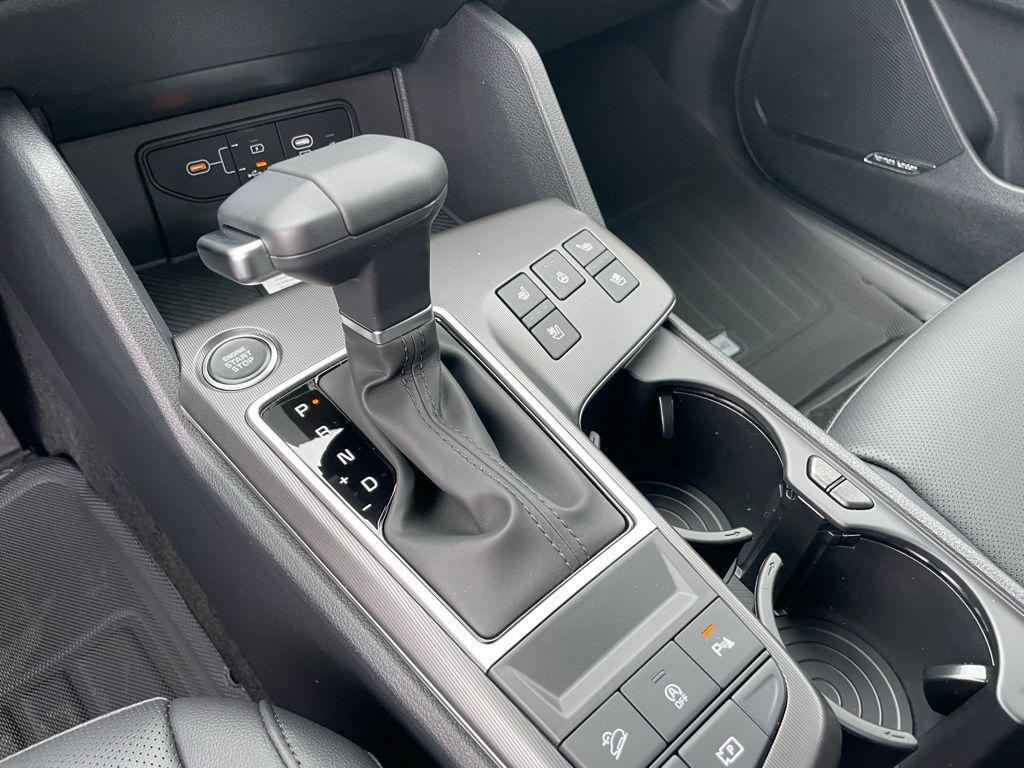 new 2026 Kia Sportage car, priced at $38,475