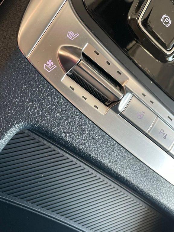 new 2026 Kia Carnival Hybrid car, priced at $56,145