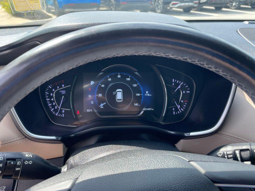 used 2020 Hyundai Santa Fe car, priced at $17,129
