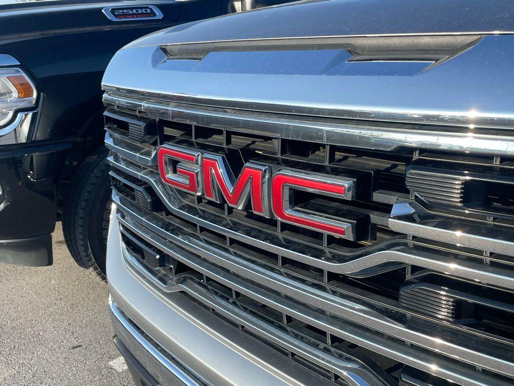 used 2023 GMC Sierra 1500 car, priced at $41,800
