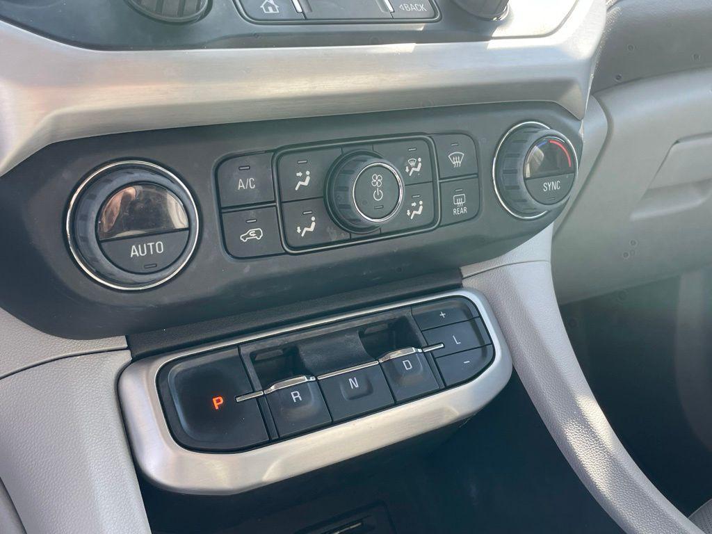 used 2022 GMC Acadia car, priced at $24,600