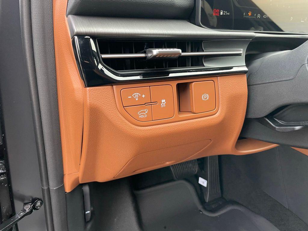 new 2026 Kia Sportage car, priced at $40,305