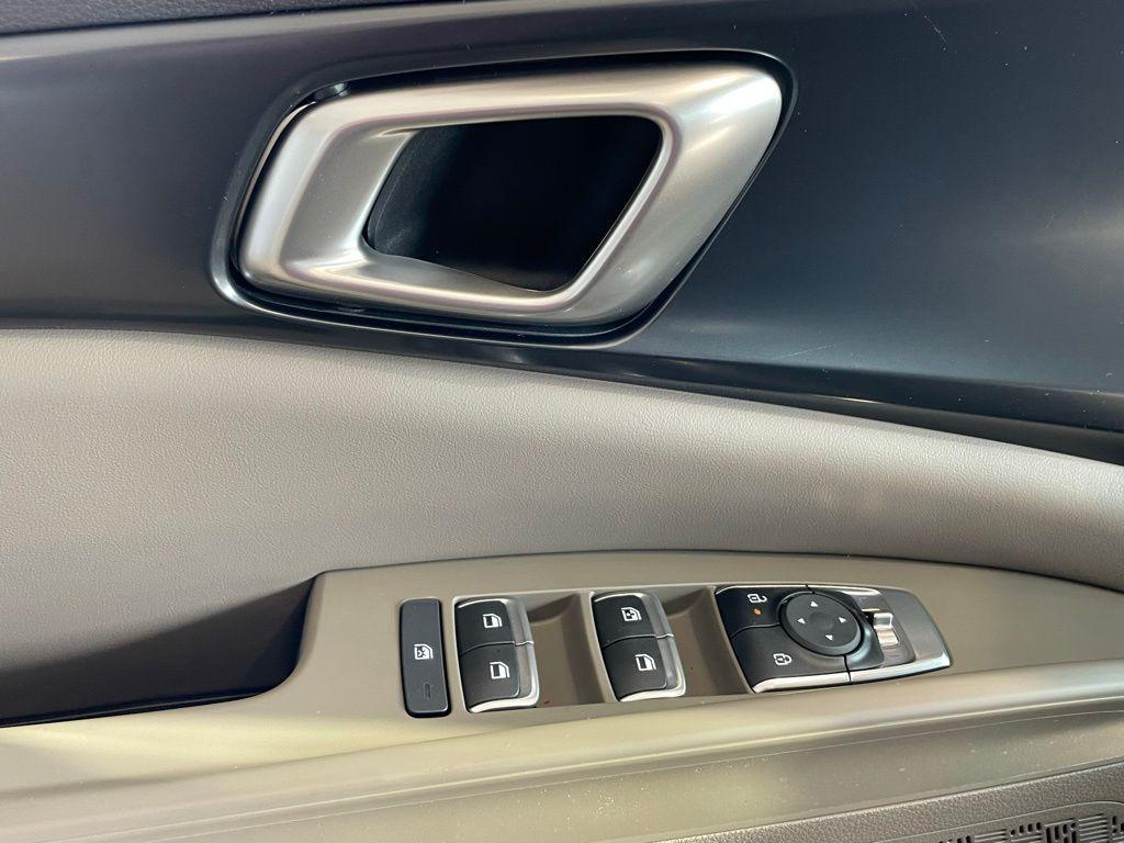 new 2026 Kia Carnival car, priced at $41,235