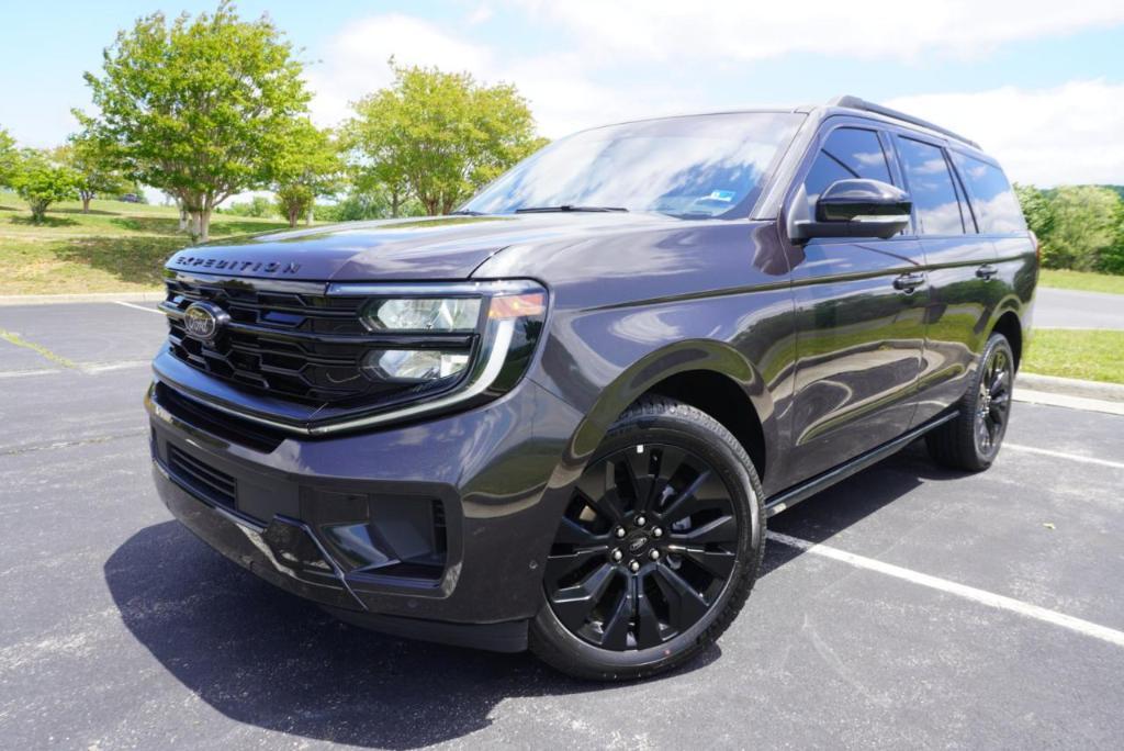 used 2025 Ford Expedition car, priced at $69,995