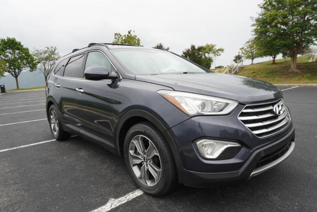 used 2015 Hyundai Santa Fe car, priced at $9,995
