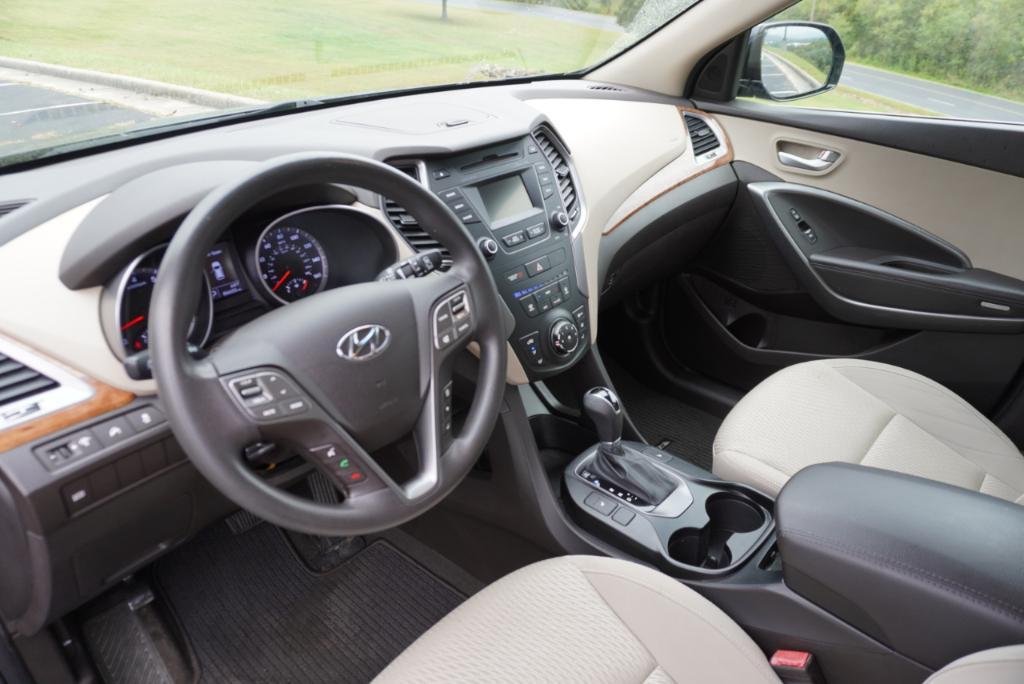 used 2015 Hyundai Santa Fe car, priced at $9,995