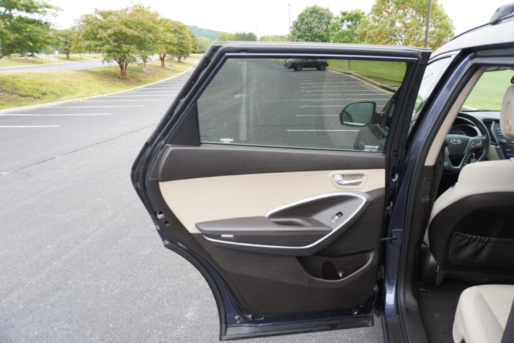 used 2015 Hyundai Santa Fe car, priced at $9,995