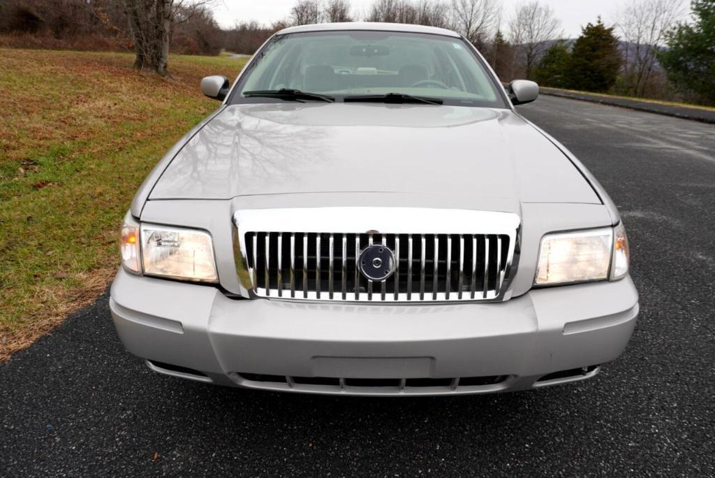 used 2006 Mercury Grand Marquis car, priced at $7,995