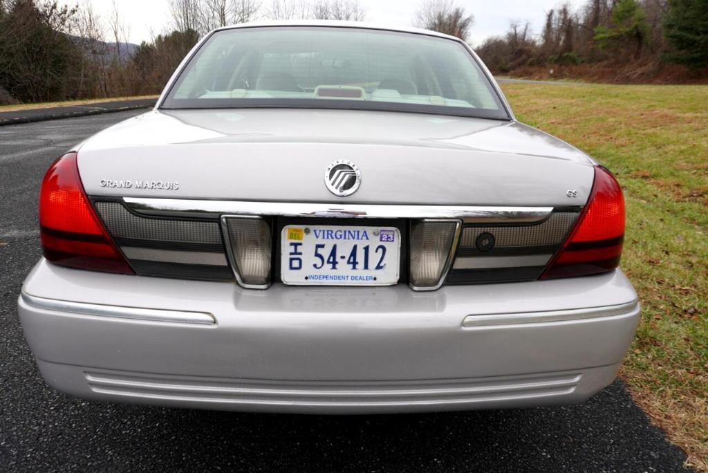 used 2006 Mercury Grand Marquis car, priced at $7,995