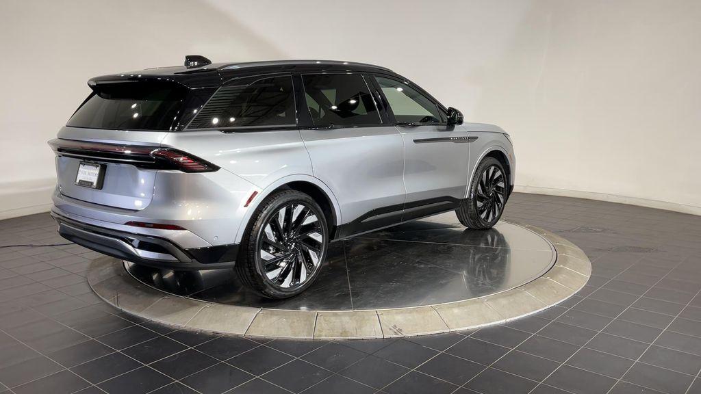 new 2024 Lincoln Nautilus car, priced at $57,379