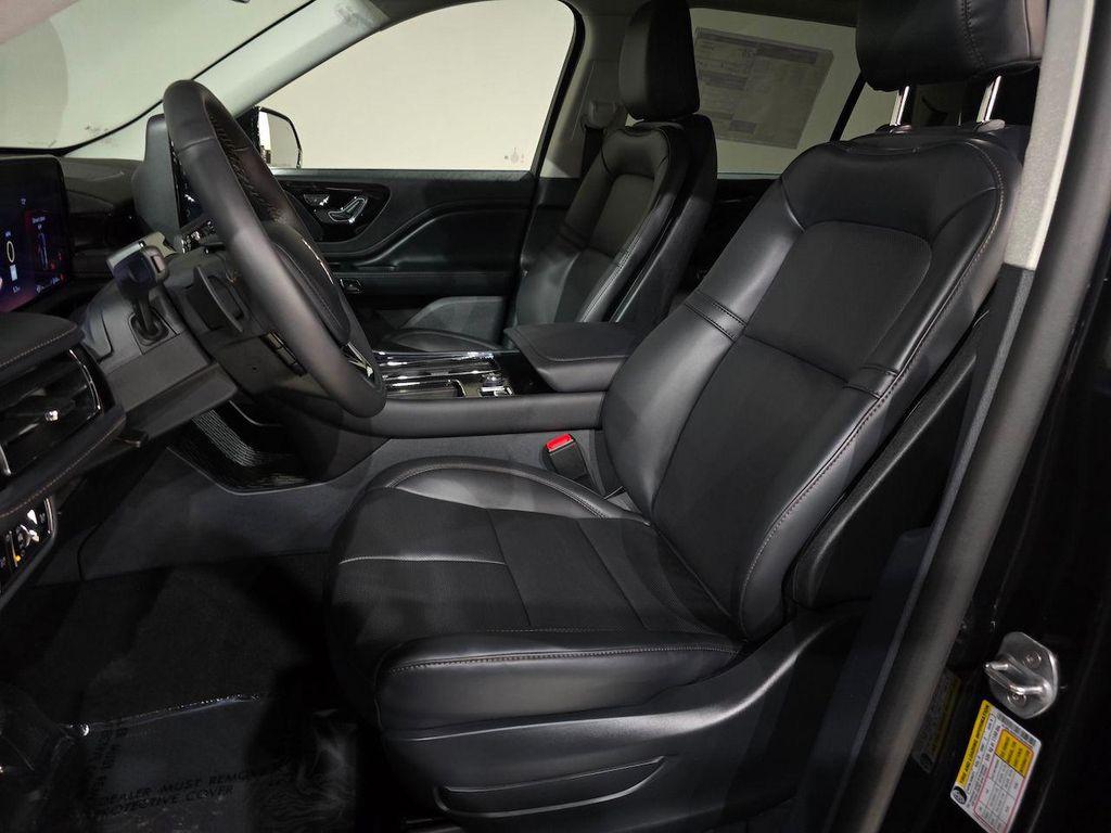 new 2026 Lincoln Aviator car, priced at $61,105