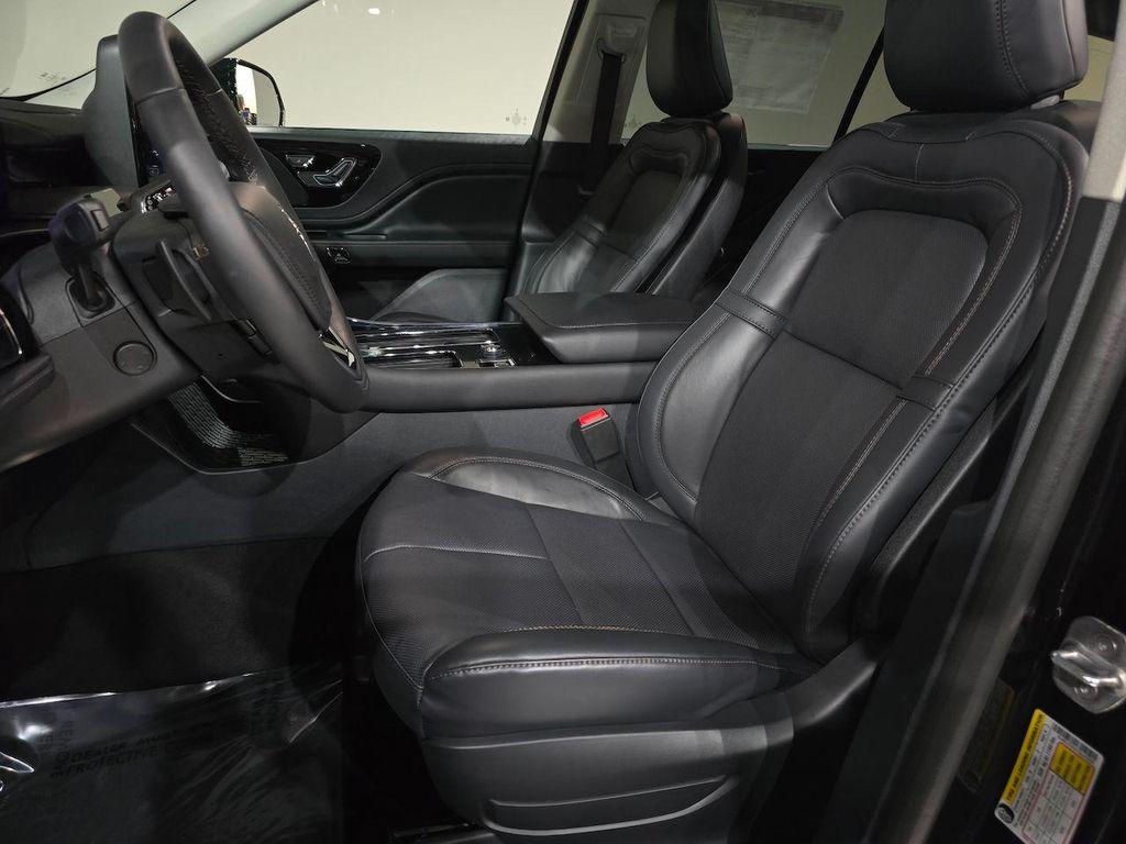new 2026 Lincoln Aviator car, priced at $70,925