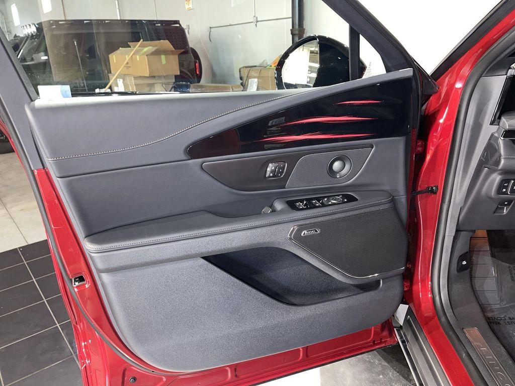 new 2024 Lincoln Nautilus car, priced at $53,580