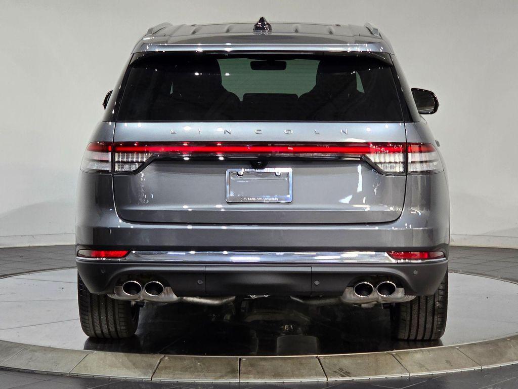 new 2025 Lincoln Aviator car, priced at $77,328