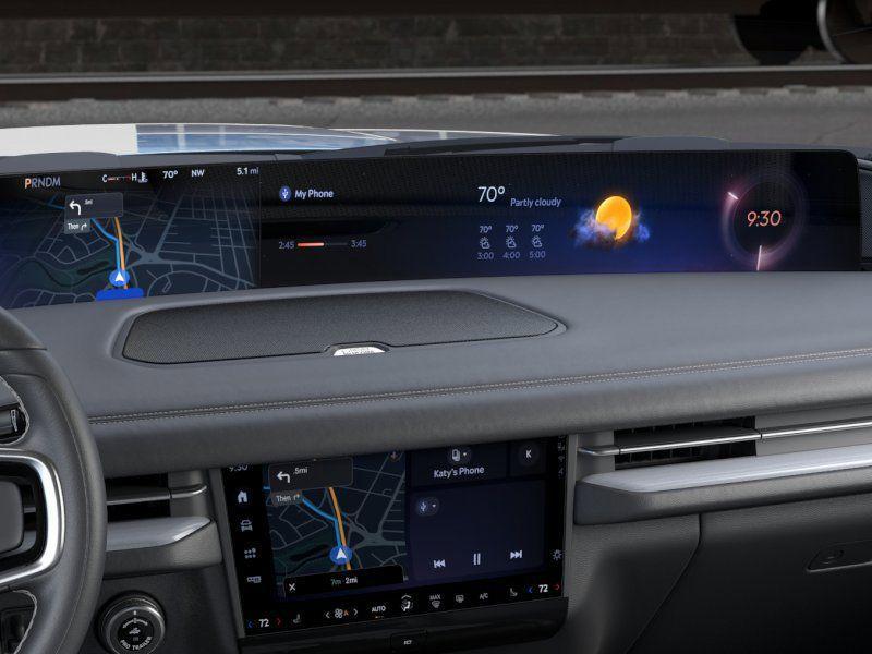 new 2026 Lincoln Navigator car, priced at $102,786