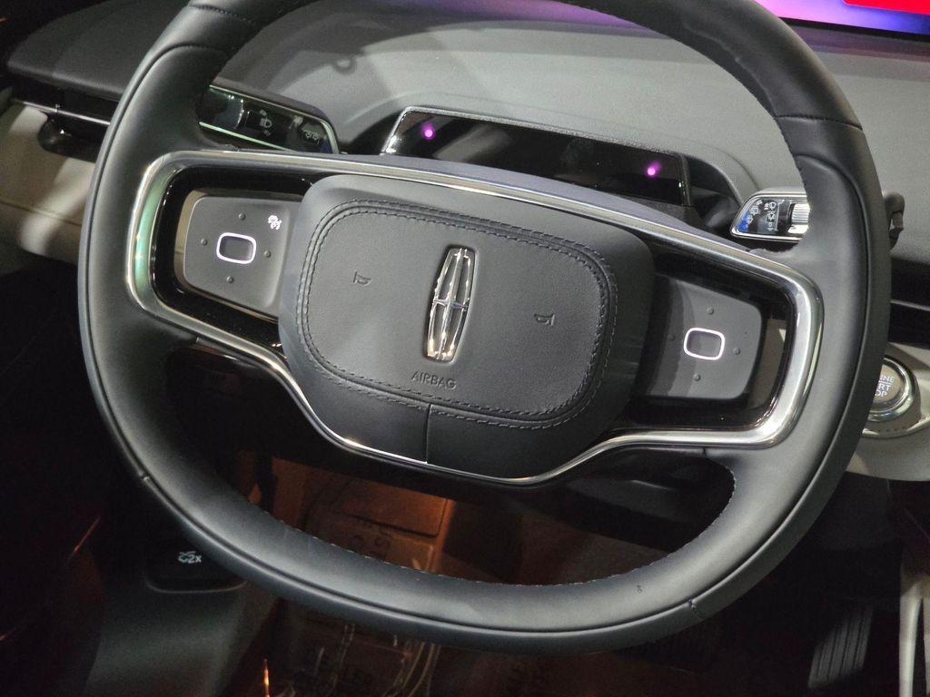 new 2025 Lincoln Nautilus car, priced at $57,832