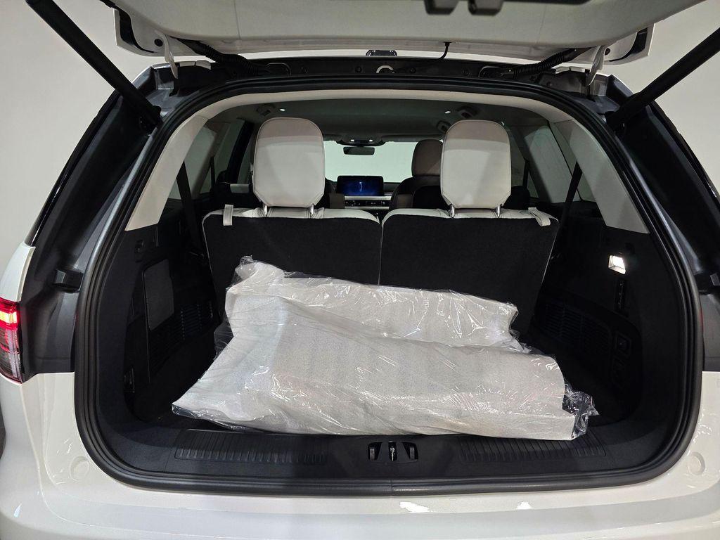 new 2026 Lincoln Aviator car, priced at $65,515