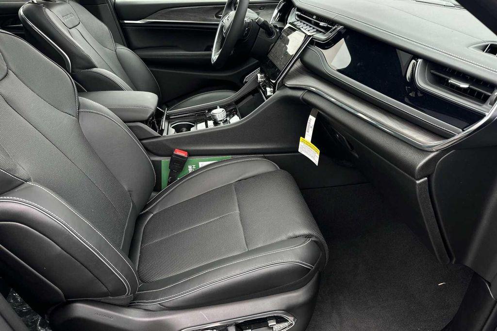 new 2023 Jeep Grand Cherokee 4xe car, priced at $49,995