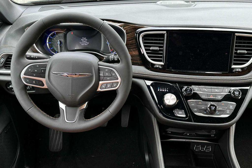new 2023 Chrysler Pacifica car, priced at $52,995