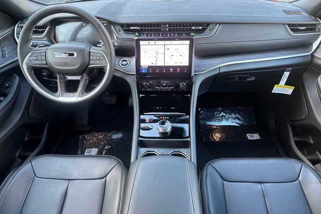 new 2025 Jeep Grand Cherokee L car, priced at $50,605