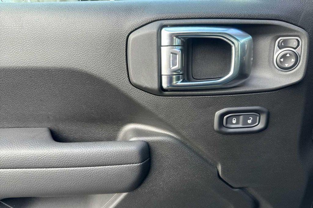 new 2026 Jeep Wrangler car, priced at $53,560