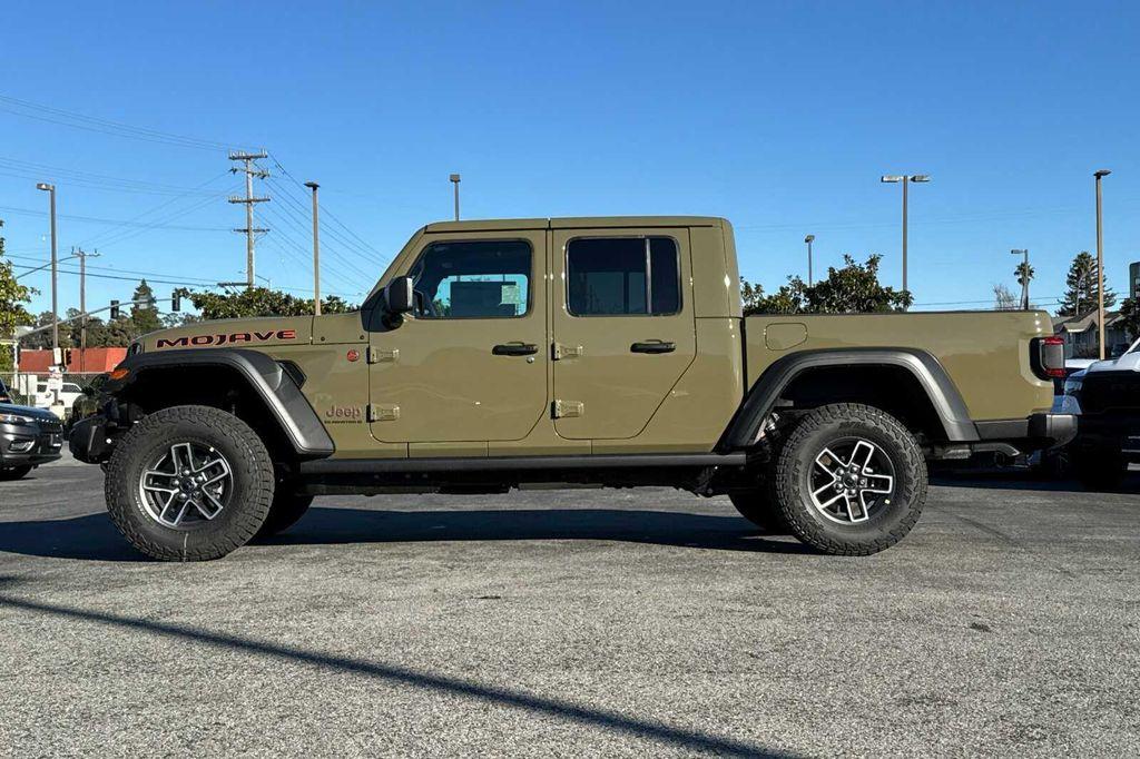 new 2026 Jeep Gladiator car, priced at $58,755