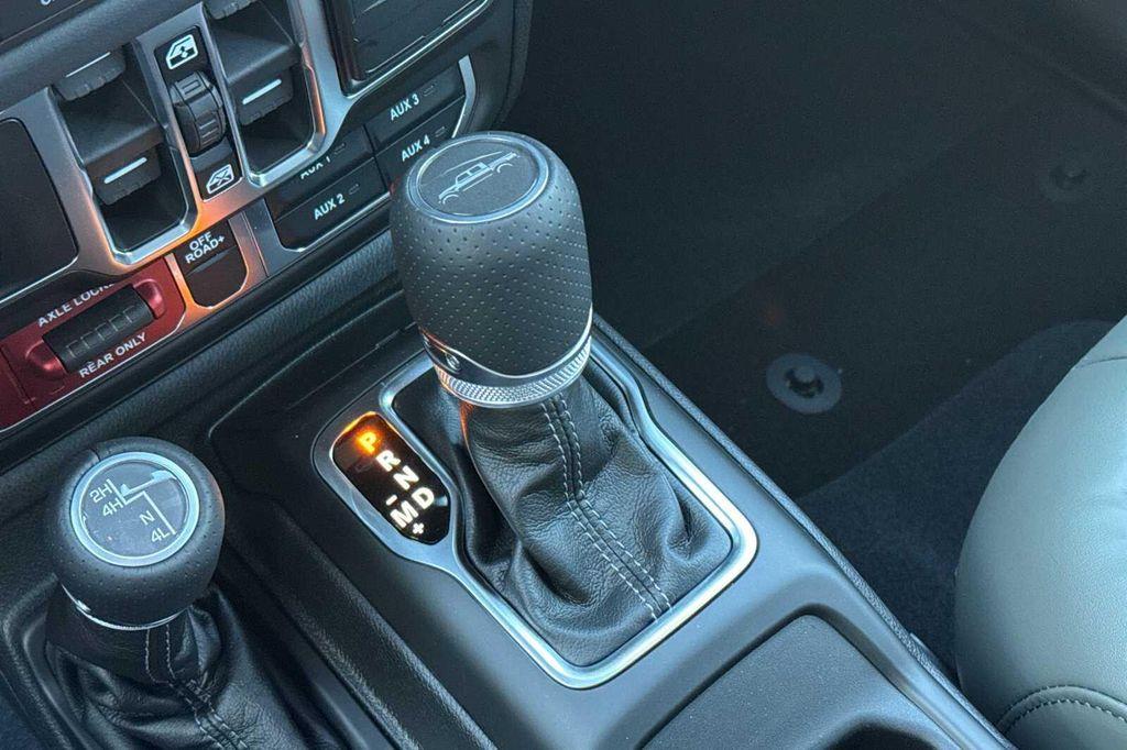 new 2026 Jeep Gladiator car, priced at $59,755