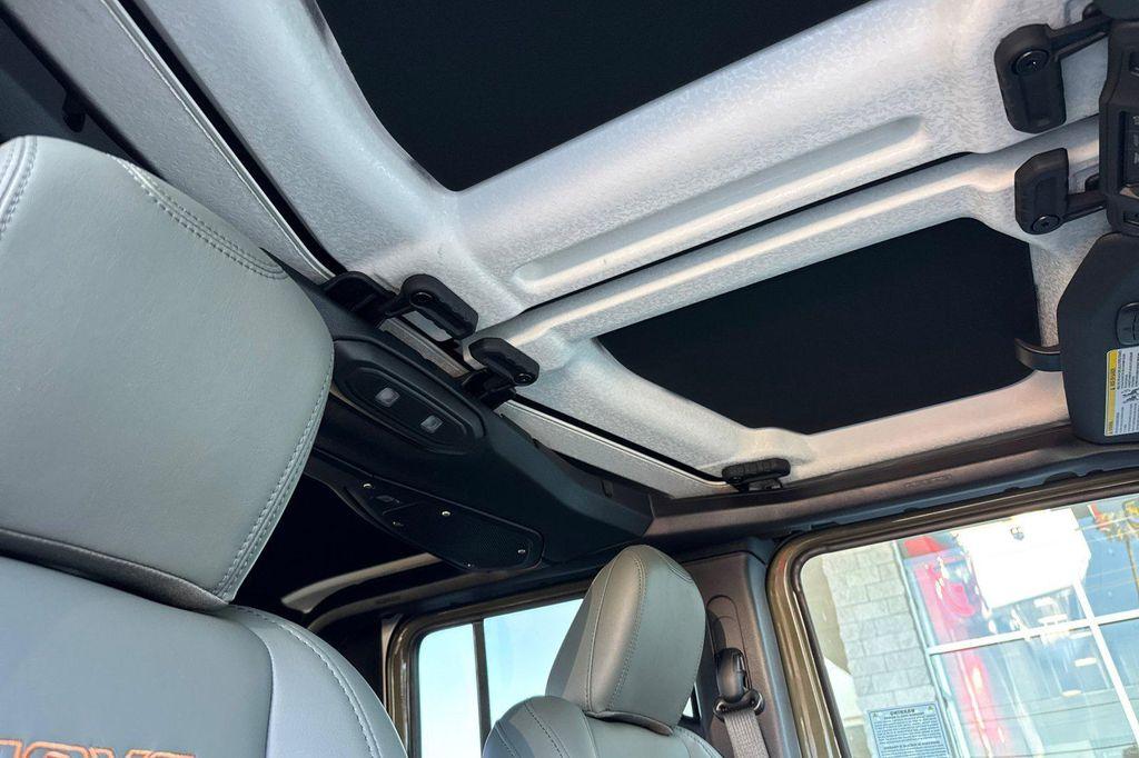 new 2026 Jeep Gladiator car, priced at $58,755