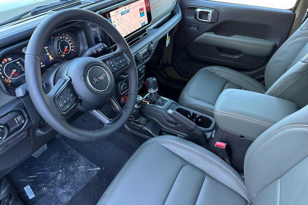 new 2026 Jeep Gladiator car, priced at $58,755