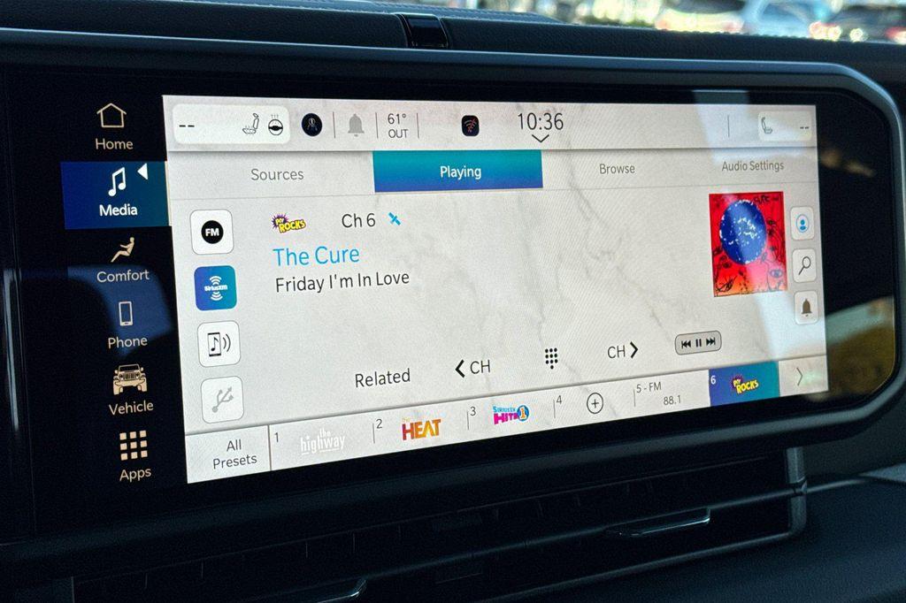 new 2026 Jeep Gladiator car, priced at $59,755