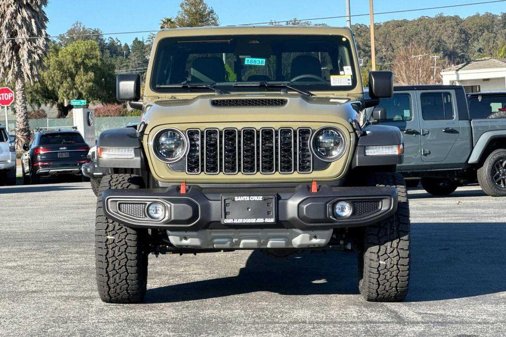 new 2026 Jeep Gladiator car, priced at $59,755
