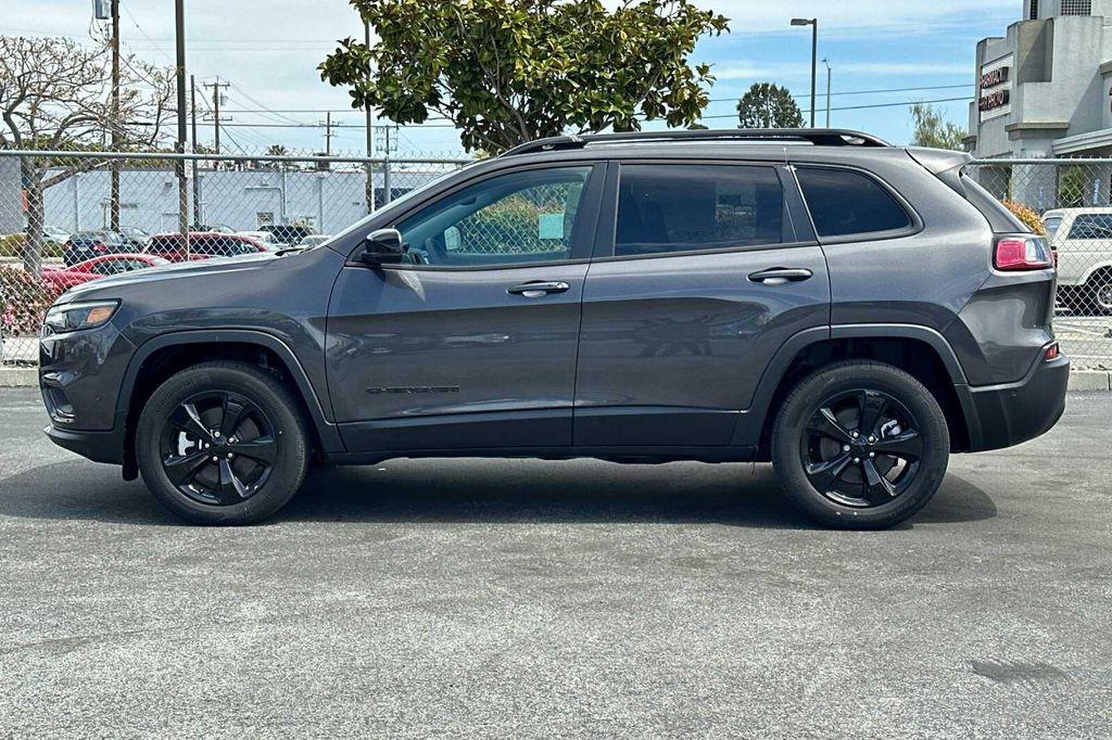 new 2023 Jeep Cherokee car, priced at $34,995