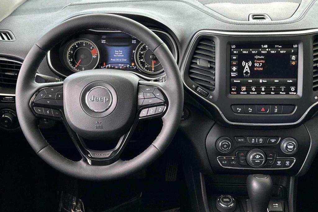 new 2023 Jeep Cherokee car, priced at $34,995