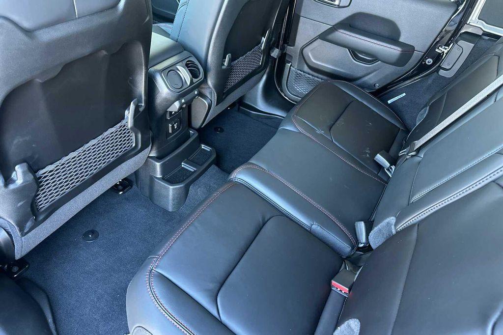 new 2025 Jeep Wrangler car, priced at $56,750