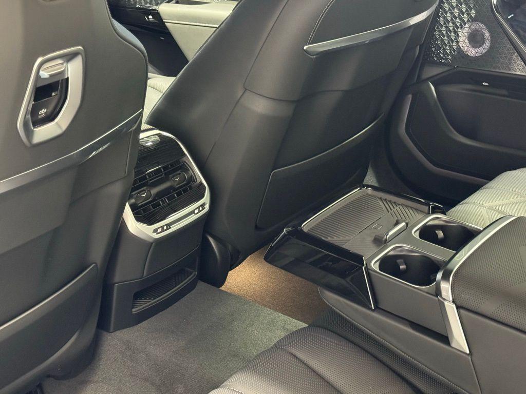 new 2026 BMW i7 car, priced at $138,852
