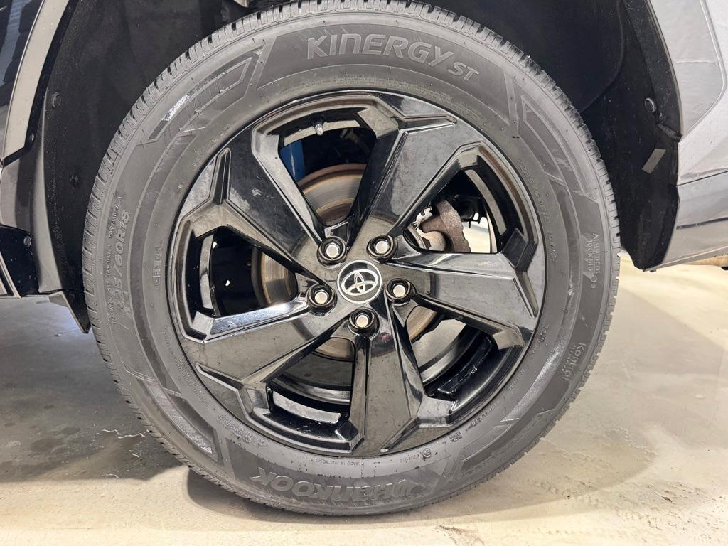 used 2020 Toyota RAV4 Hybrid car, priced at $26,999