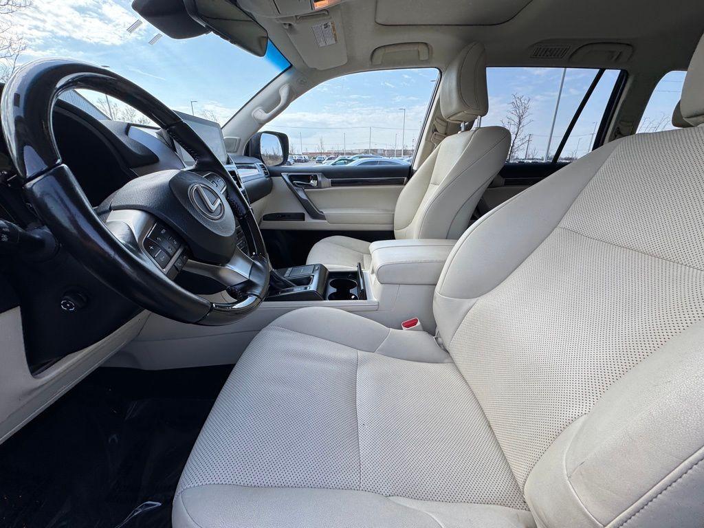 used 2023 Lexus GX 460 car, priced at $56,700